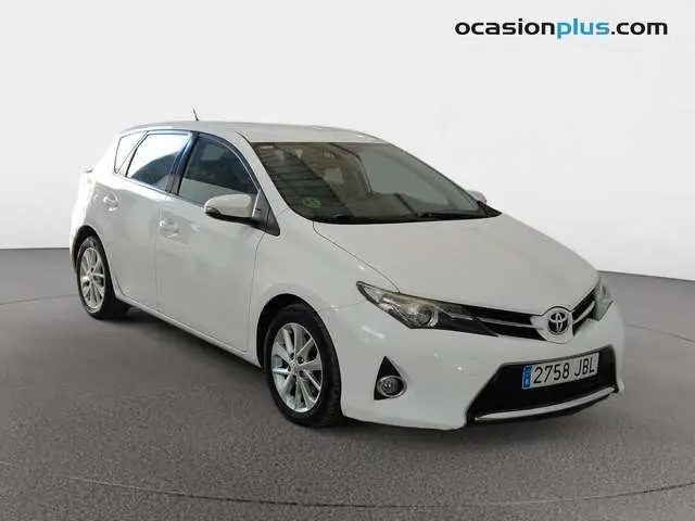 Photo 1 : Toyota Auris 2014 Diesel