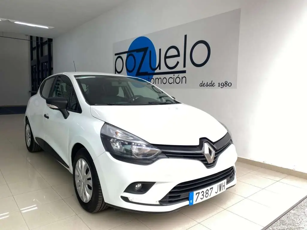 Photo 1 : Renault Clio 2017 Diesel