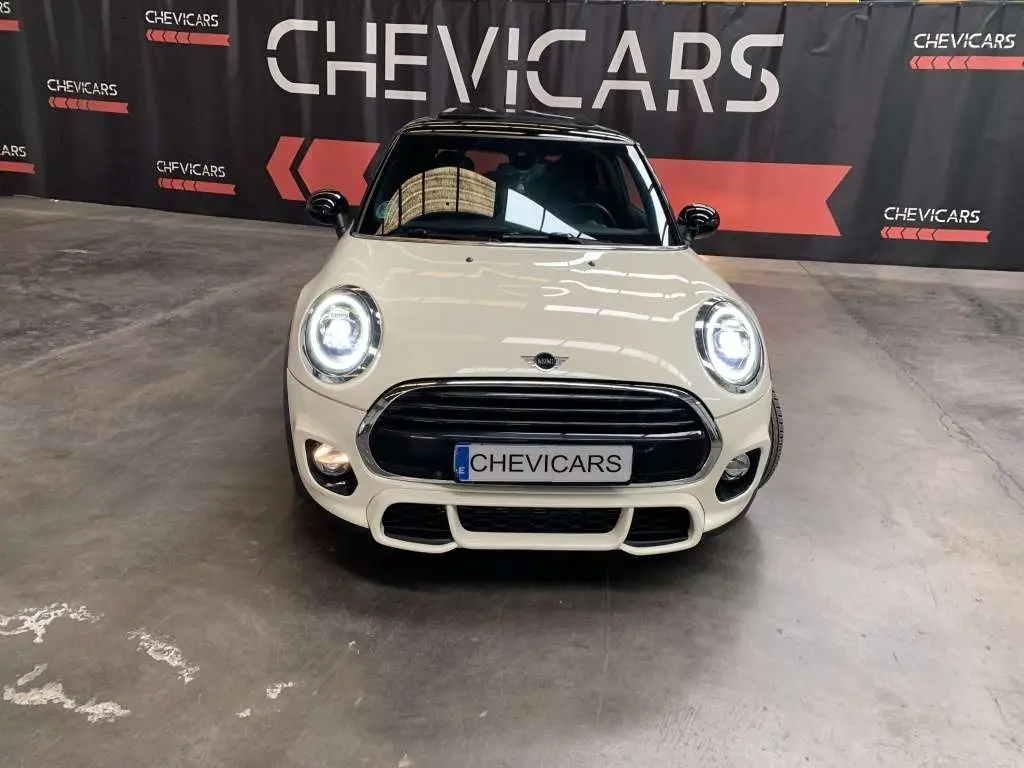 Photo 1 : Mini Cooper 2018 Petrol