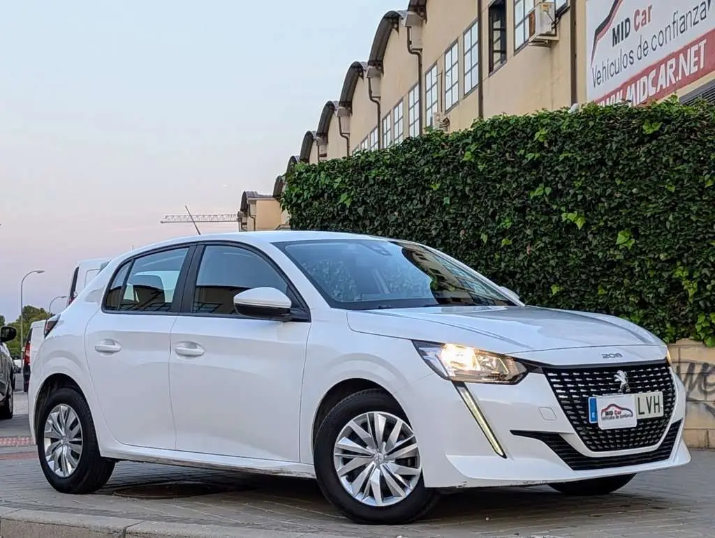 Photo 1 : Peugeot 208 2021 Diesel