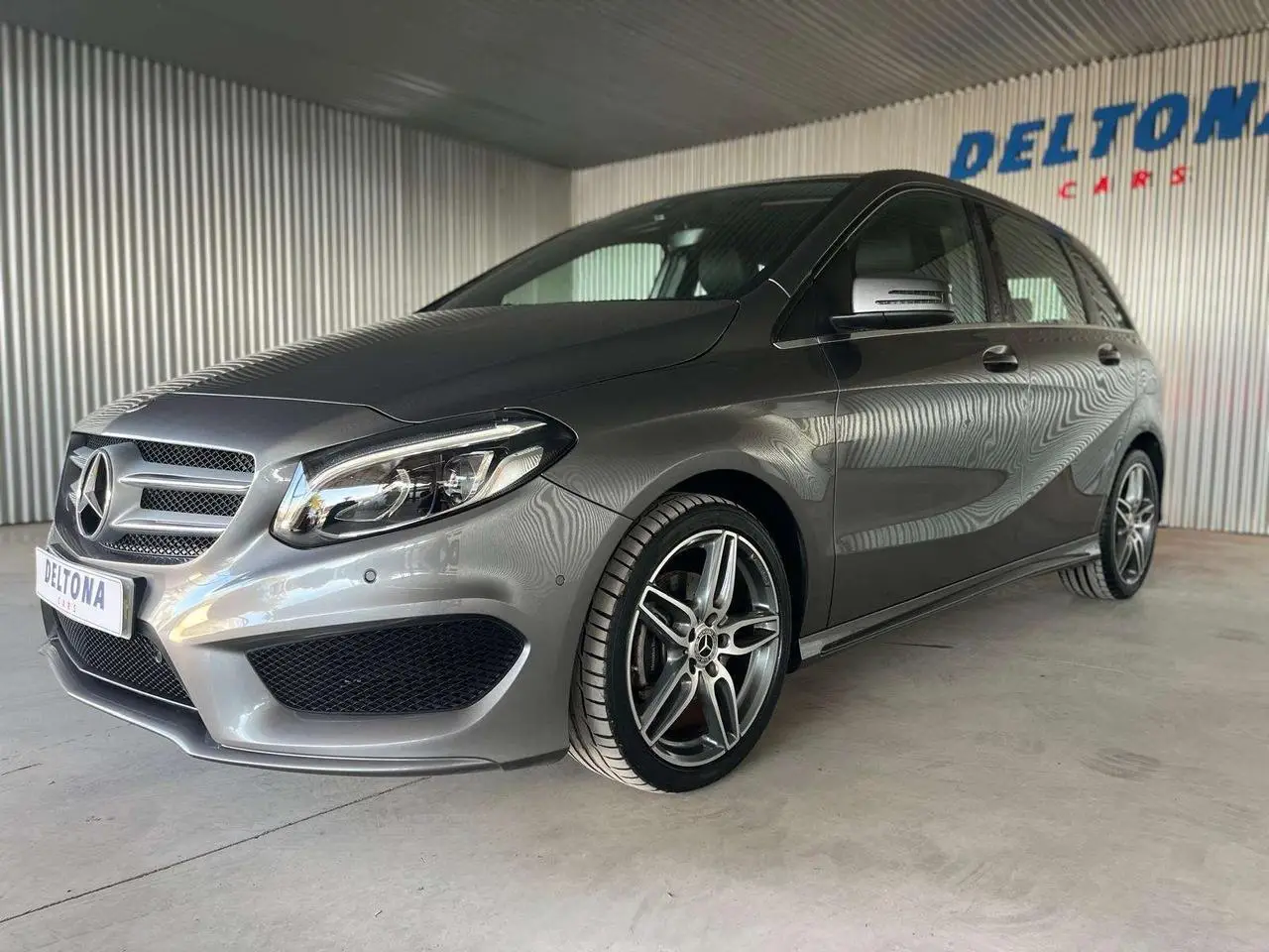 Photo 1 : Mercedes-benz Classe B 2018 Petrol