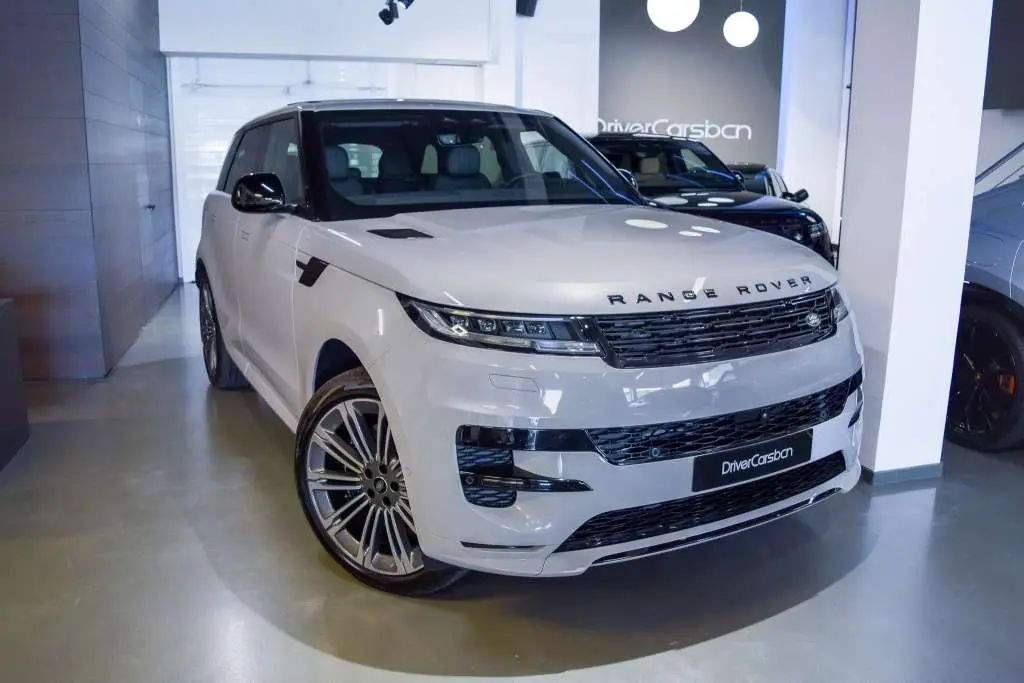 Photo 1 : Land Rover Range Rover Sport 2024 Hybride