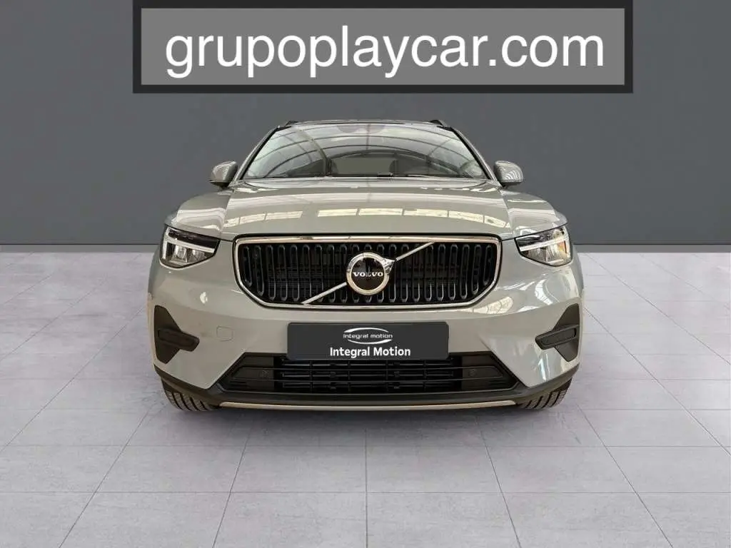 Photo 1 : Volvo Xc40 2024 Petrol