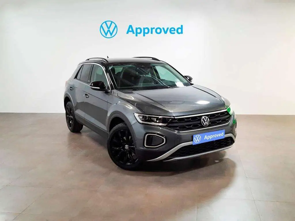 Photo 1 : Volkswagen T-roc 2023 Petrol