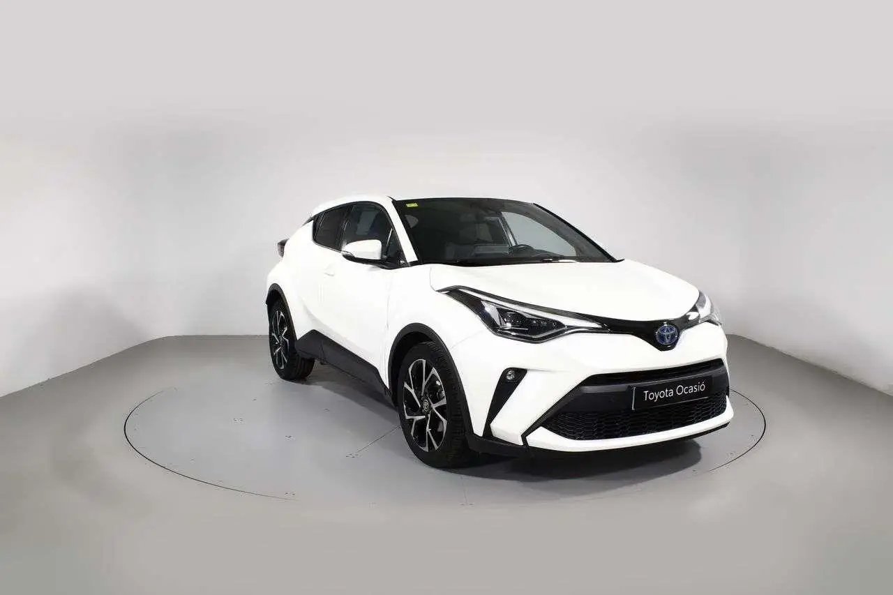Photo 1 : Toyota C-hr 2020 Petrol