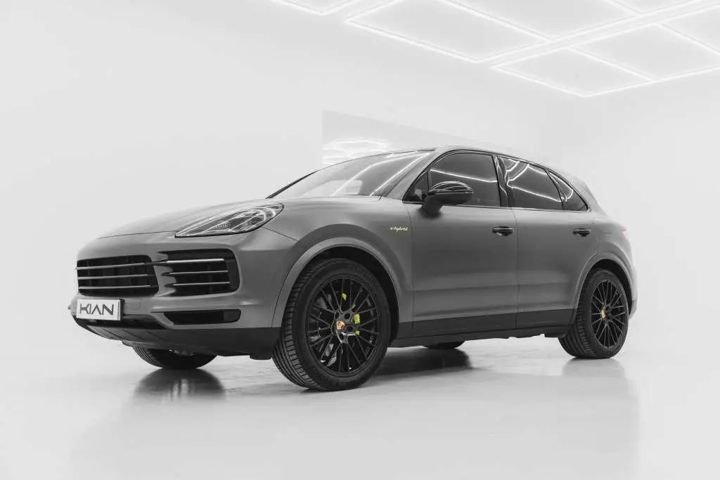 Photo 1 : Porsche Cayenne 2018 Hybrid