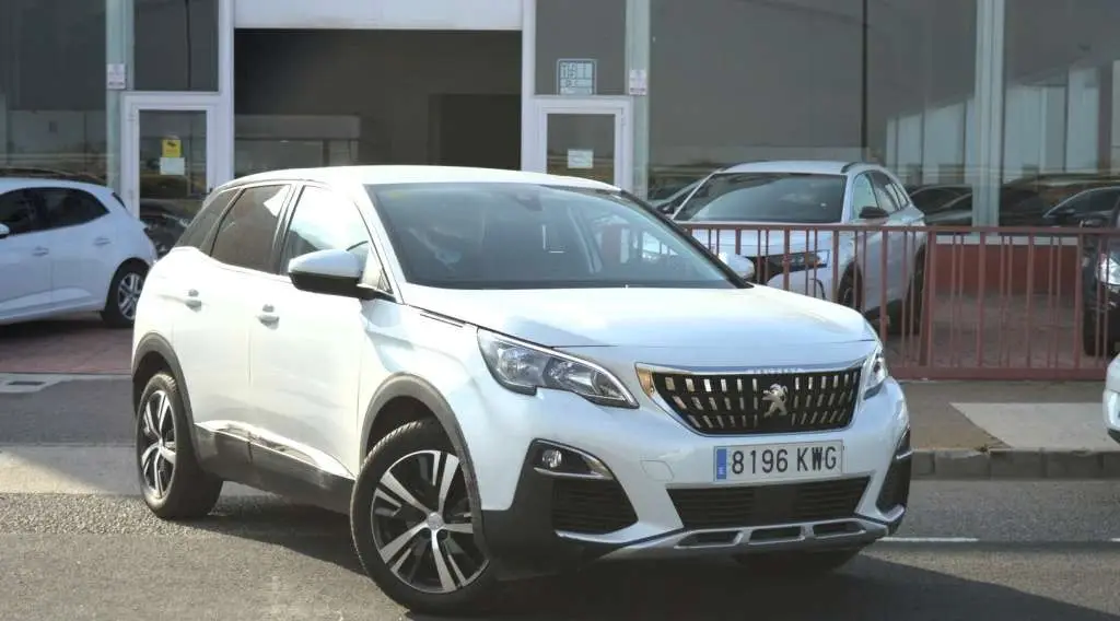 Photo 1 : Peugeot 3008 2019 Diesel