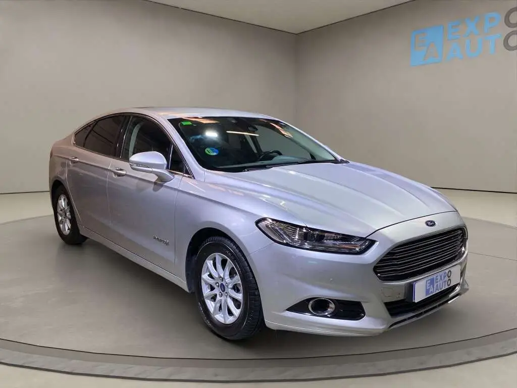 Photo 1 : Ford Mondeo 2017 Autres