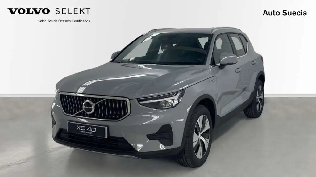 Photo 1 : Volvo Xc40 2023 Hybride