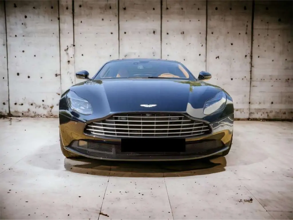 Photo 1 : Aston Martin Db11 2023 Petrol