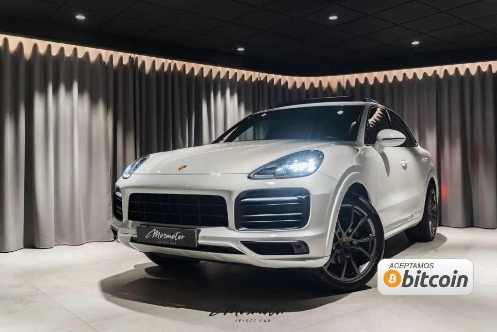 Photo 1 : Porsche Cayenne 2019 Essence