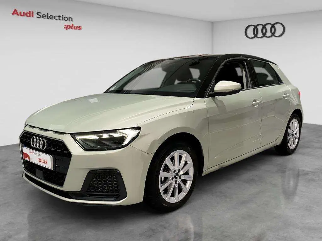 Photo 1 : Audi A1 2023 Petrol