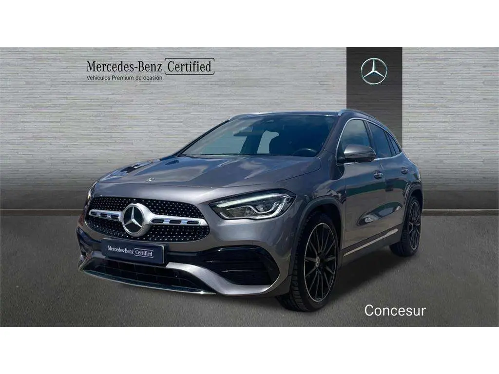 Photo 1 : Mercedes-benz Classe Gla 2020 Petrol