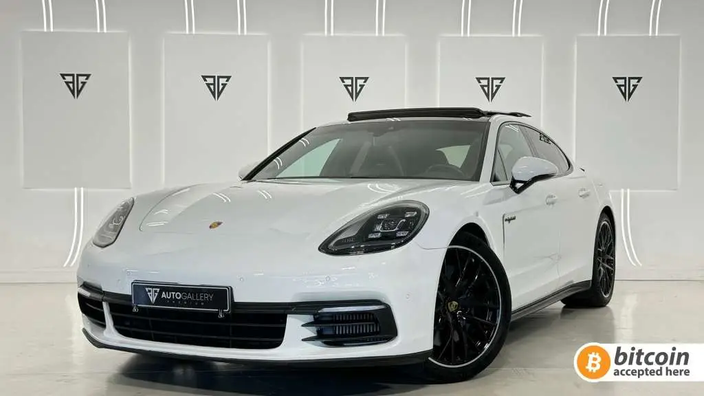 Photo 1 : Porsche Panamera 2018 Hybride