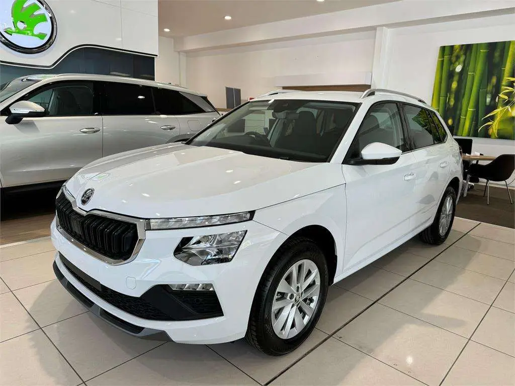 Photo 1 : Skoda Kamiq 2024 Petrol