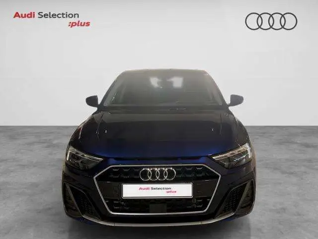 Photo 1 : Audi A1 2024 Essence