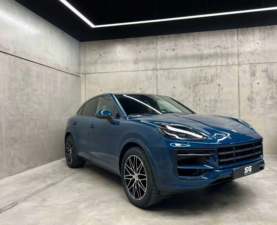 Photo 1 : Porsche Cayenne 2023 Hybrid