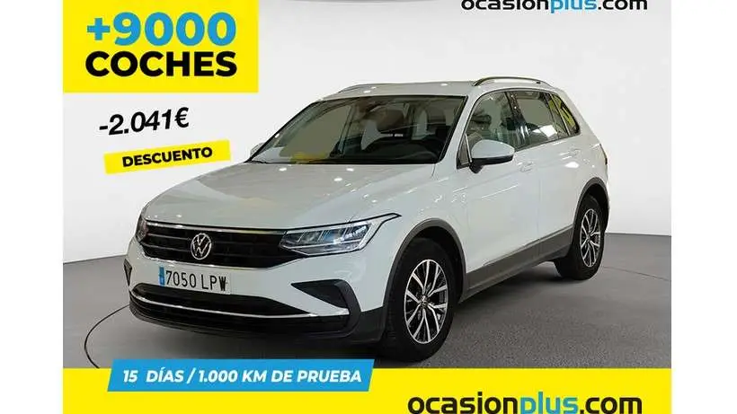 Photo 1 : Volkswagen Tiguan 2021 Essence