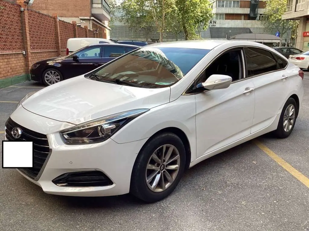 Photo 1 : Hyundai I40 2016 Diesel