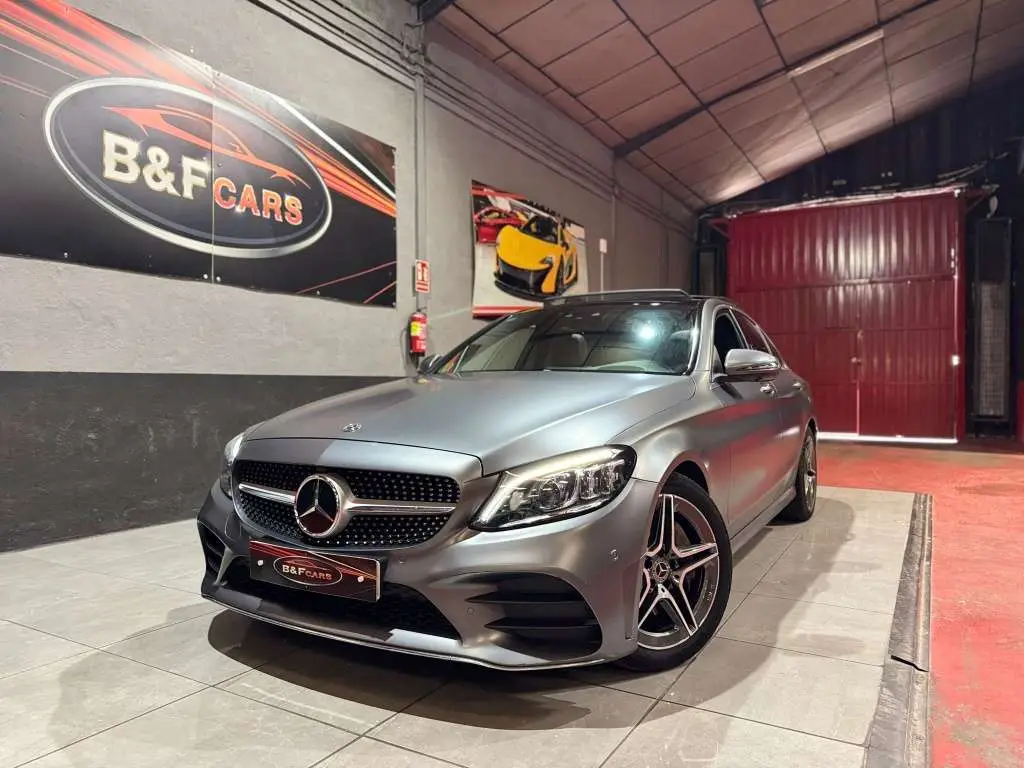 Photo 1 : Mercedes-benz Classe C 2019 Petrol