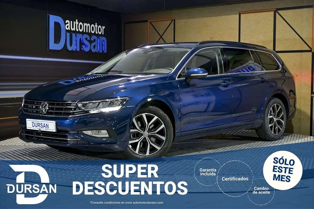 Photo 1 : Volkswagen Passat 2020 Diesel