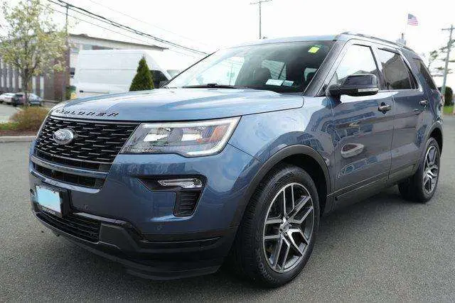 Photo 1 : Ford Explorer 2019 Essence