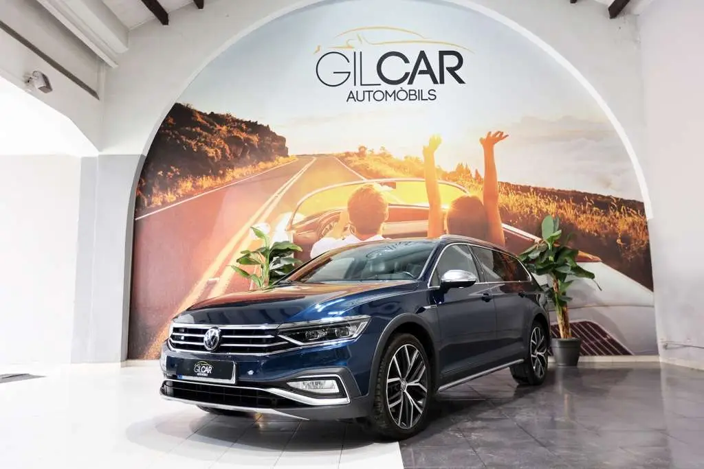 Photo 1 : Volkswagen Passat 2020 Petrol