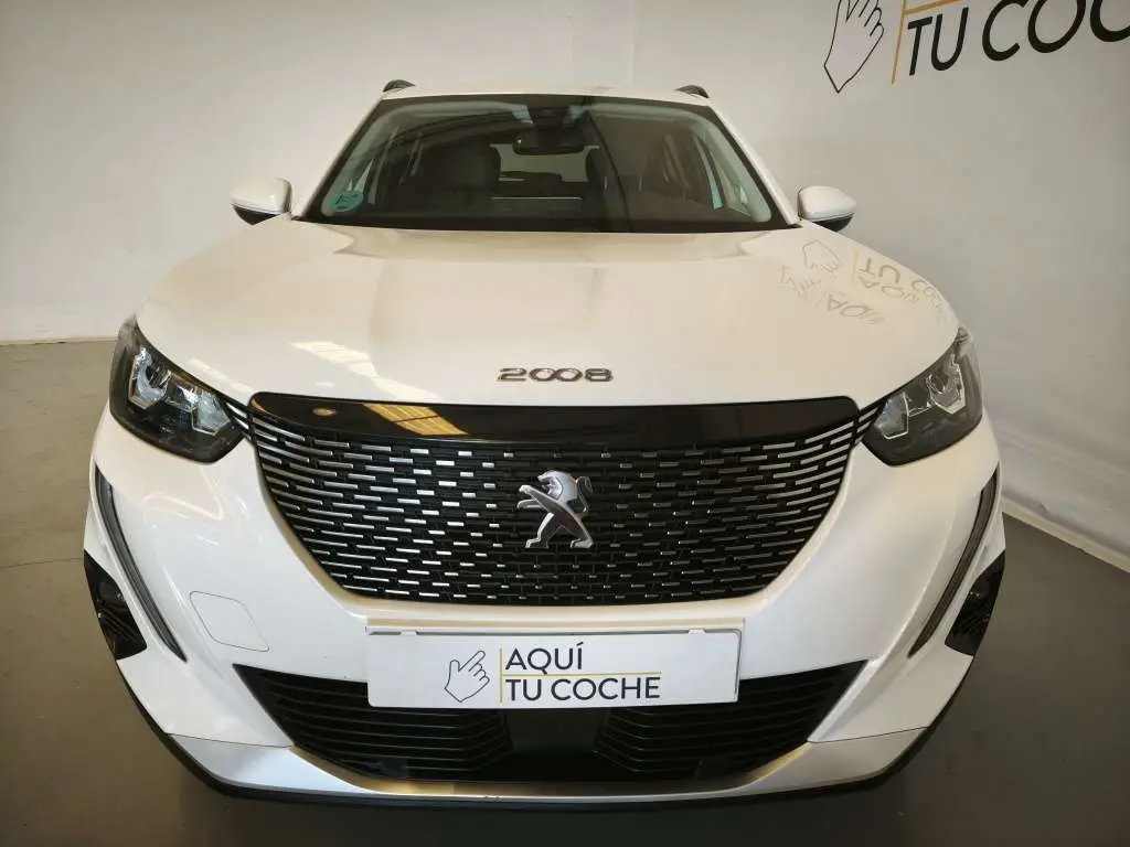 Photo 1 : Peugeot 2008 2021 Essence