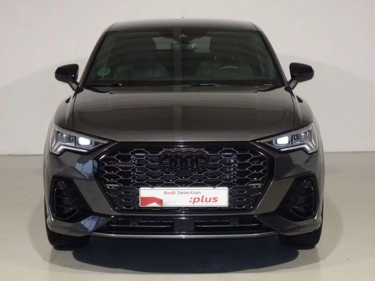 Photo 1 : Audi Q3 2023 Diesel