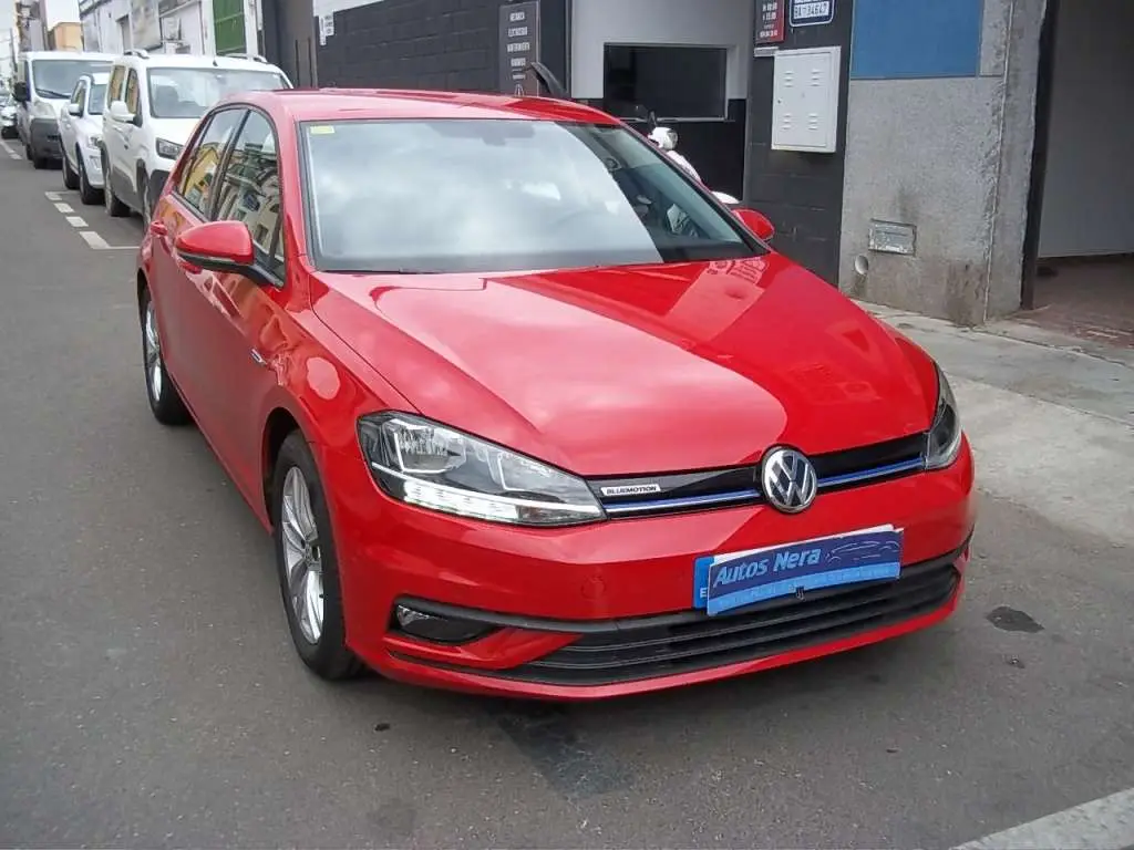 Photo 1 : Volkswagen Golf 2020 Petrol