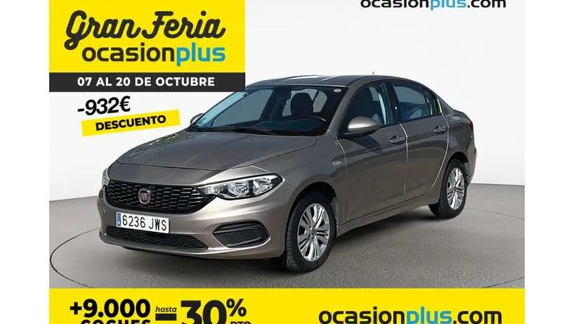 Photo 1 : Fiat Tipo 2017 Petrol