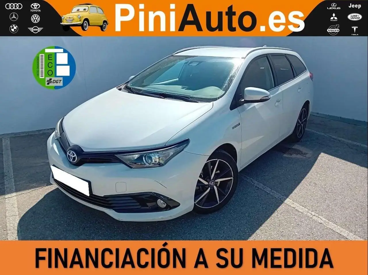 Photo 1 : Toyota Auris 2018 Hybride