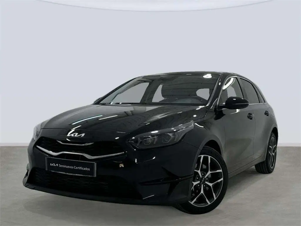 Photo 1 : Kia Ceed 2023 Diesel