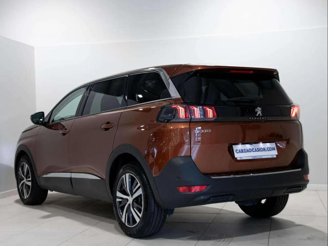 Photo 1 : Peugeot 5008 2022 Diesel