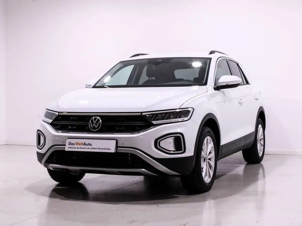 Photo 1 : Volkswagen T-roc 2024 Petrol