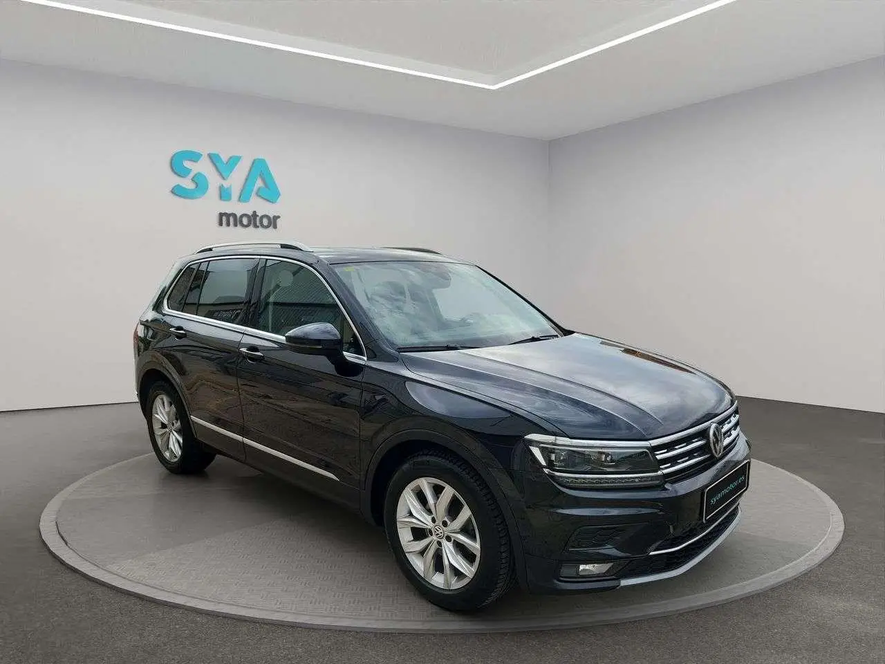 Photo 1 : Volkswagen Tiguan 2020 Diesel