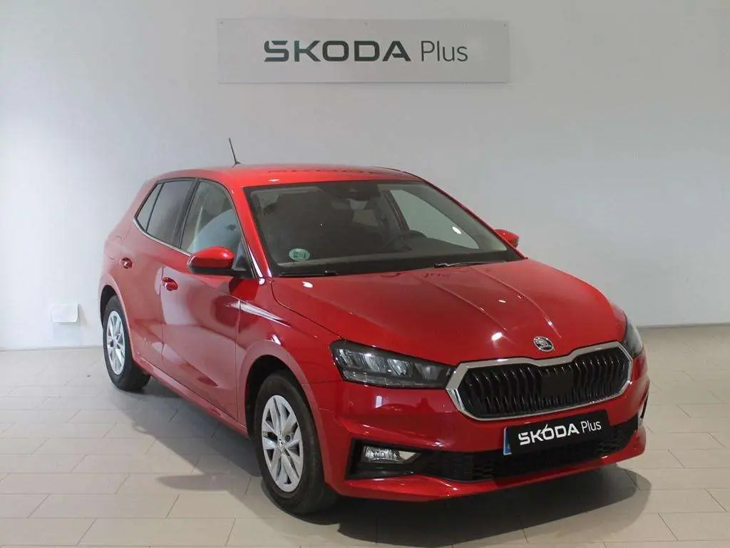 Photo 1 : Skoda Fabia 2023 Petrol