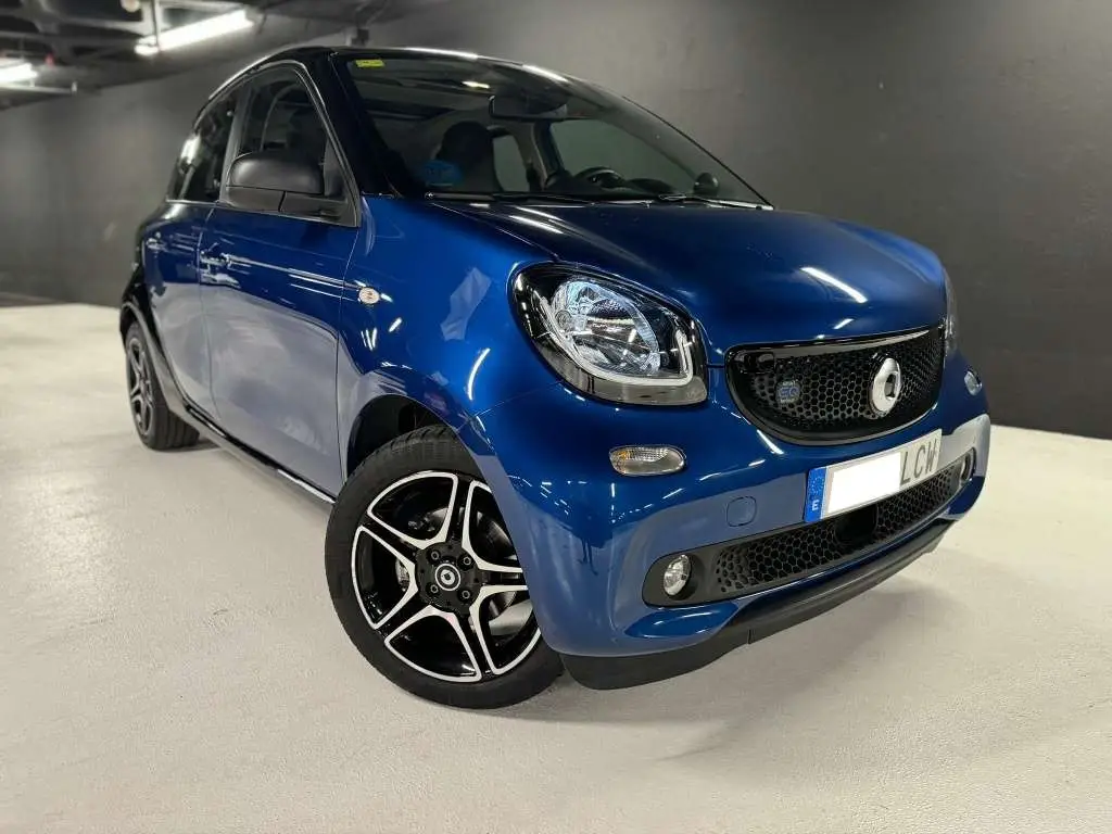 Photo 1 : Smart Forfour 2019 Électrique