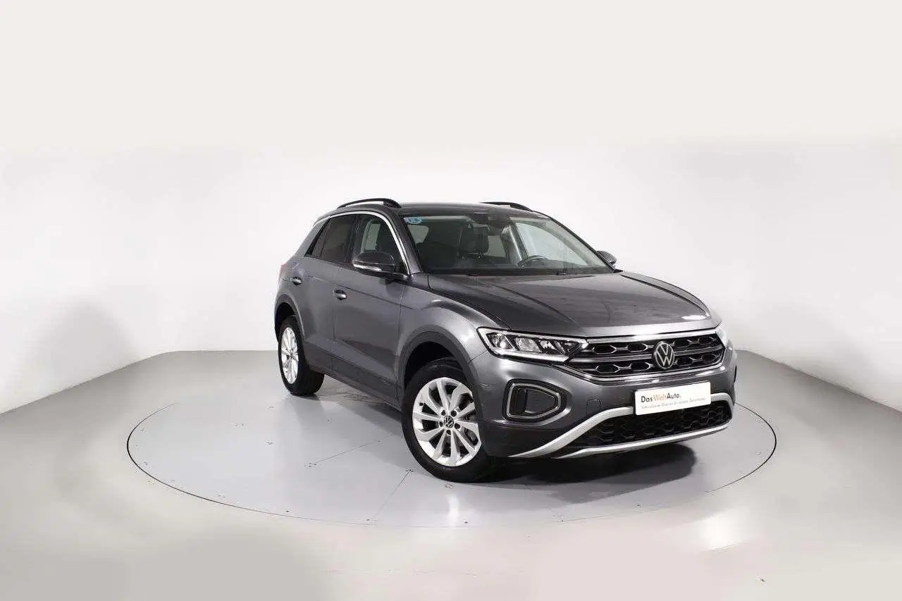 Photo 1 : Volkswagen T-roc 2022 Petrol