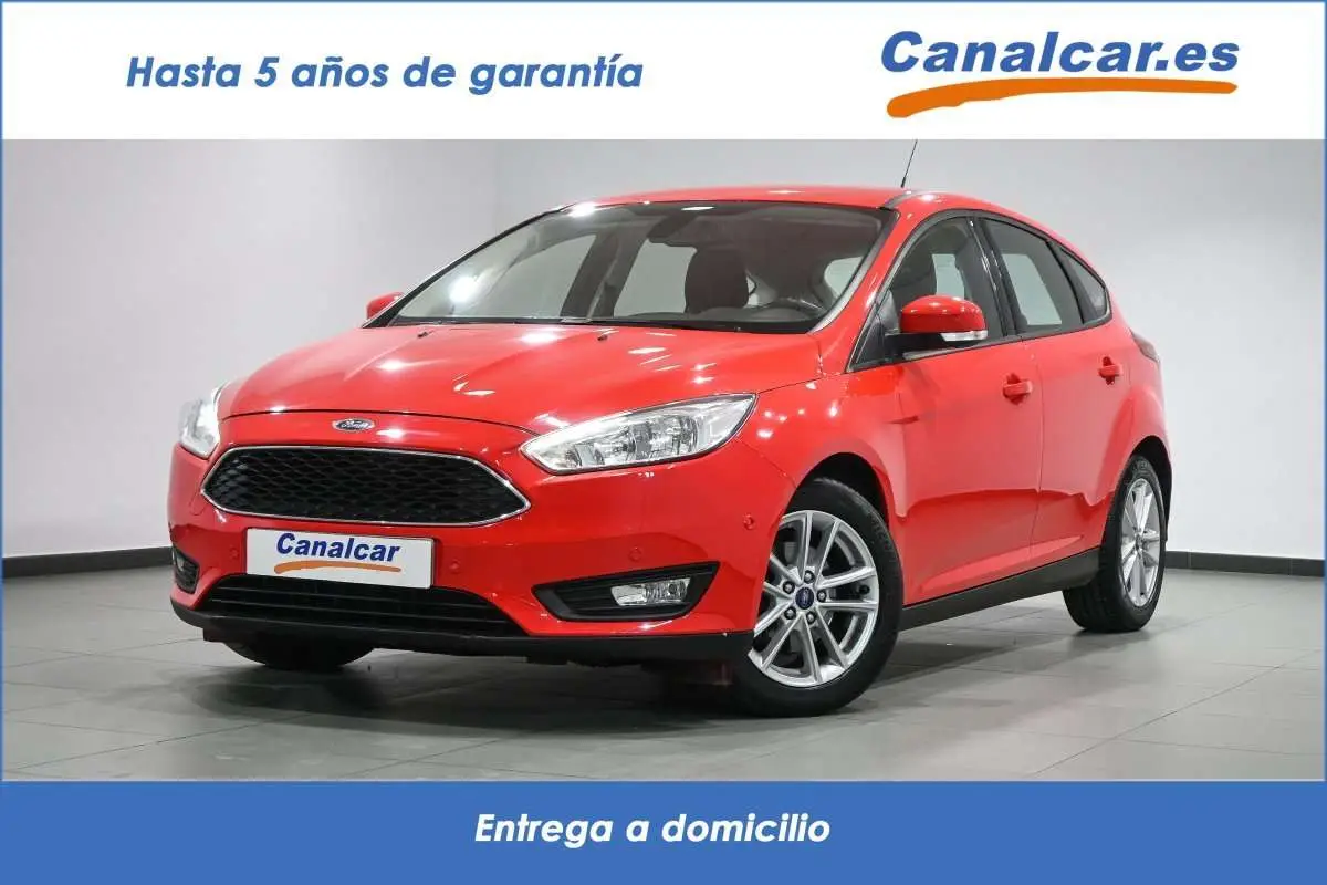 Photo 1 : Ford Focus 2017 Essence