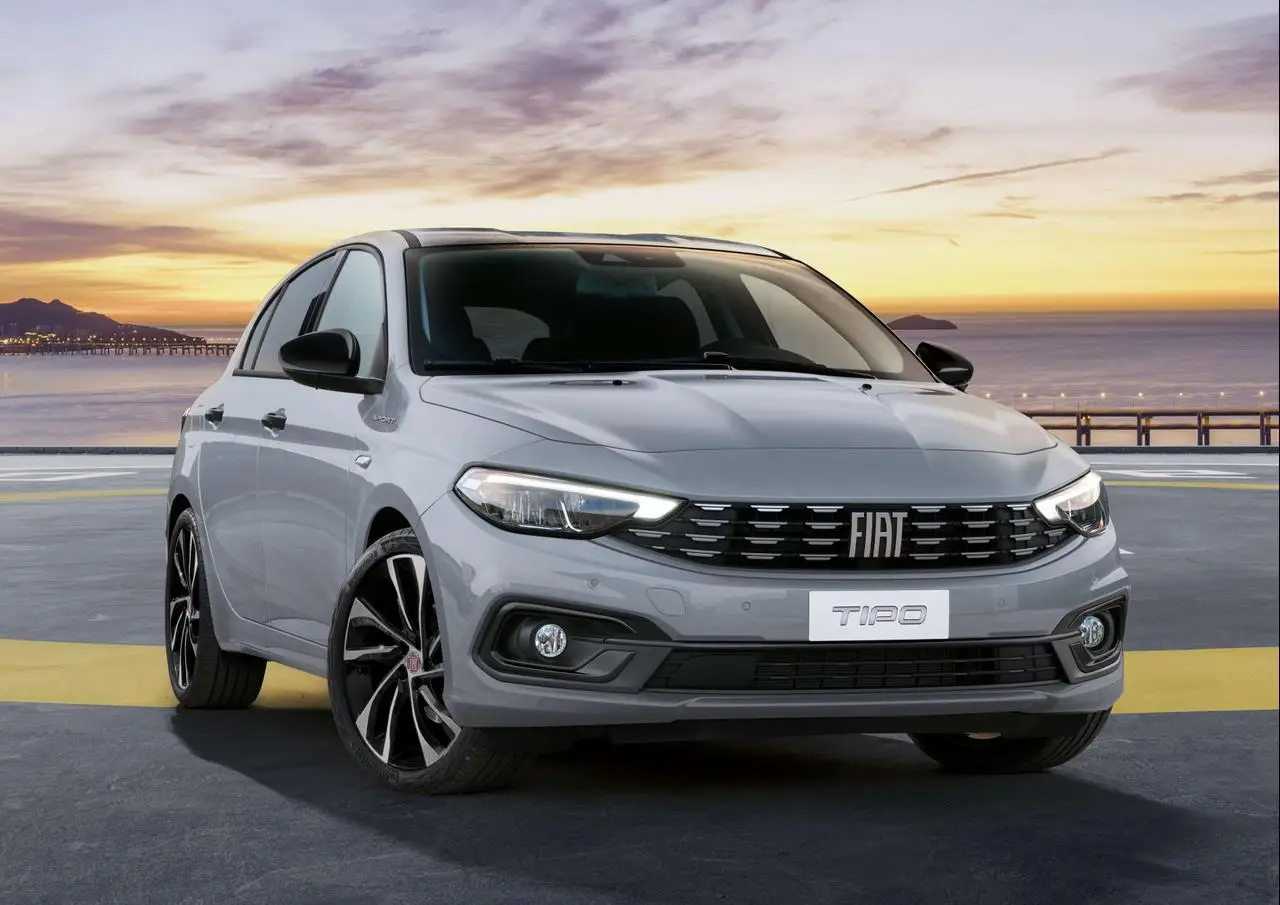 Photo 1 : Fiat Tipo 2024 Petrol