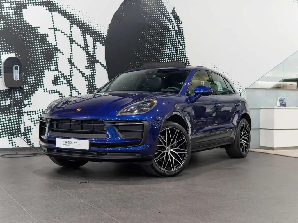 Photo 1 : Porsche Macan 2024 Essence