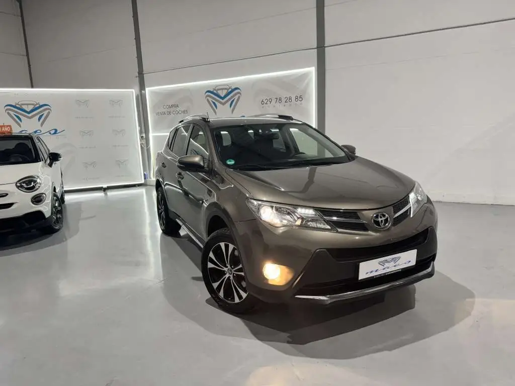 Photo 1 : Toyota Rav4 2015 Diesel