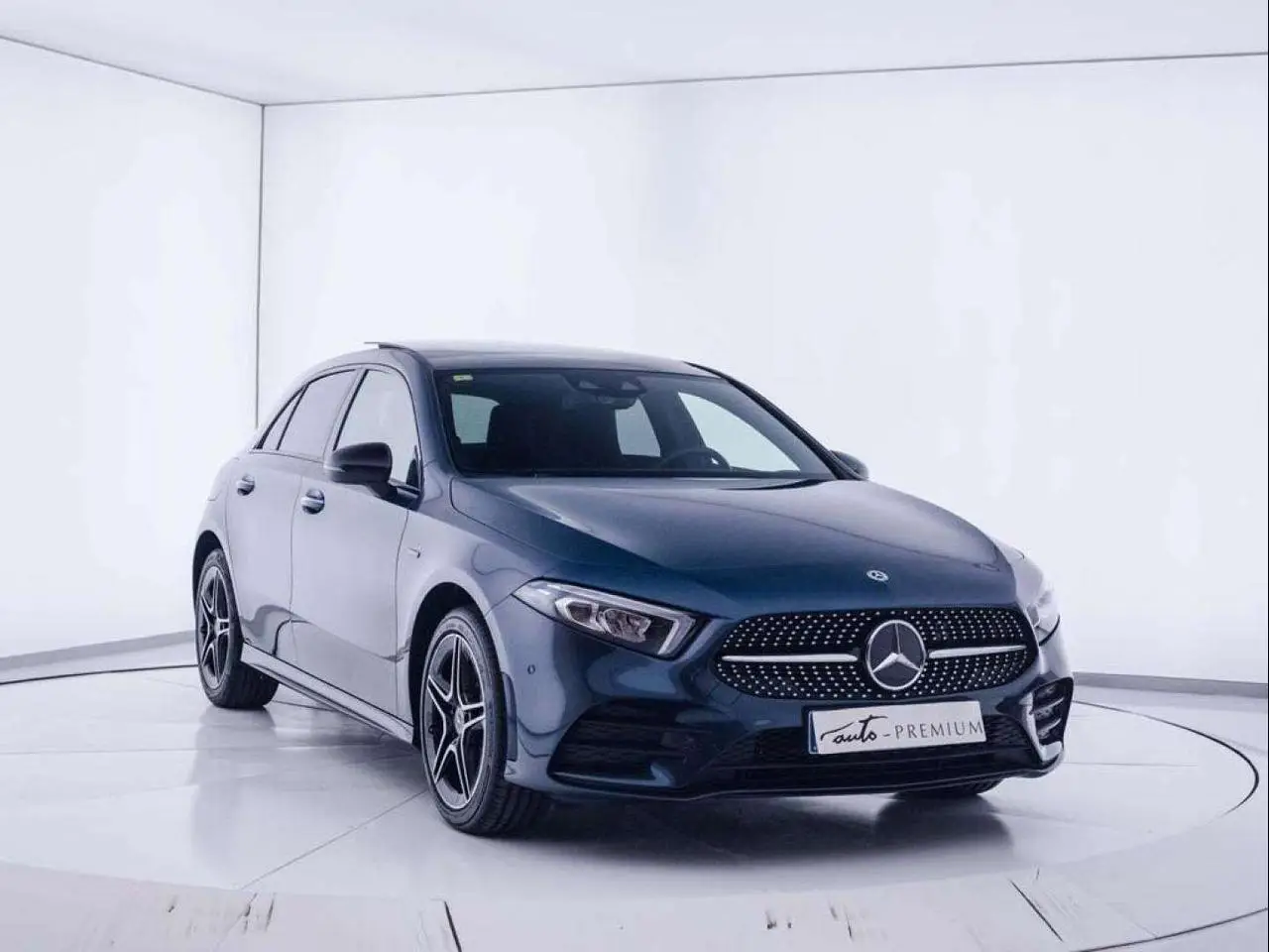 Photo 1 : Mercedes-benz Classe A 2020 Électrique