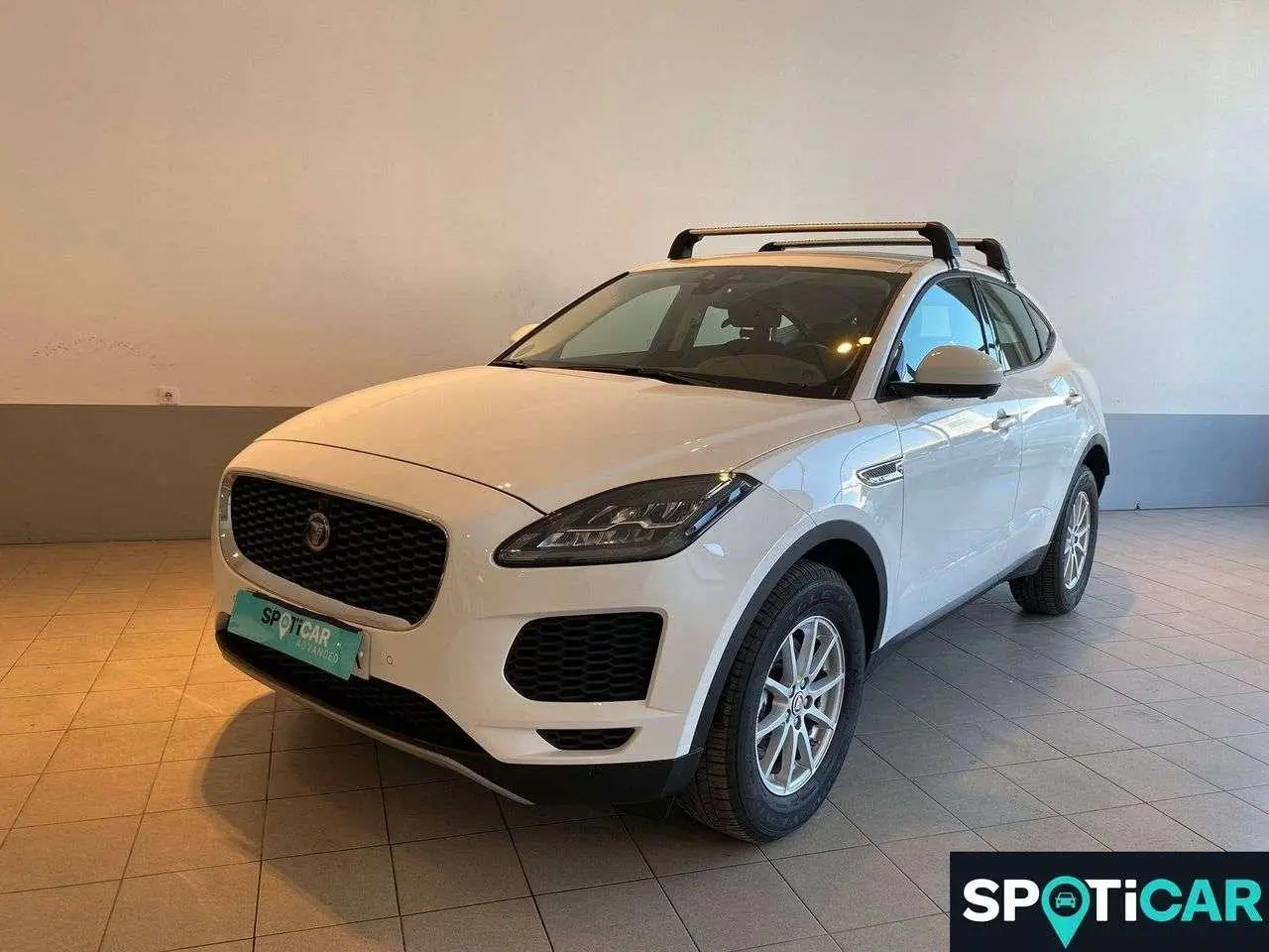 Photo 1 : Jaguar E-pace 2020 Diesel