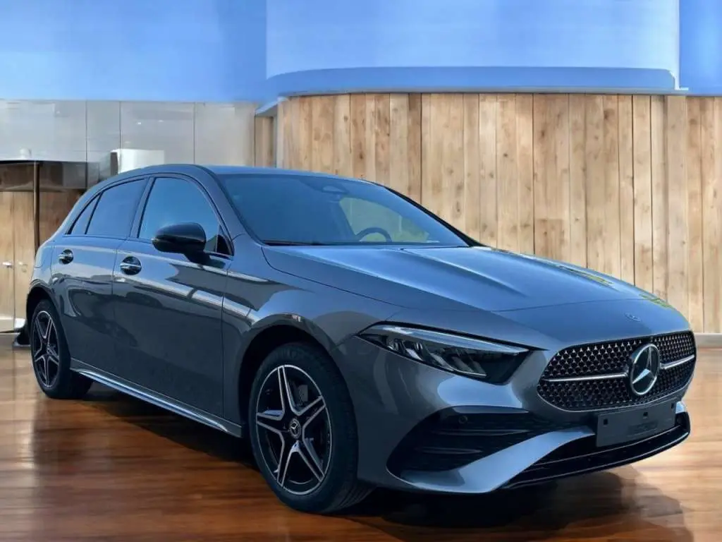 Photo 1 : Mercedes-benz Classe A 2024 Hybrid