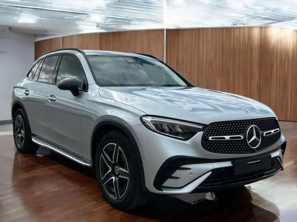 Photo 1 : Mercedes-benz Classe Glc 2024 Petrol