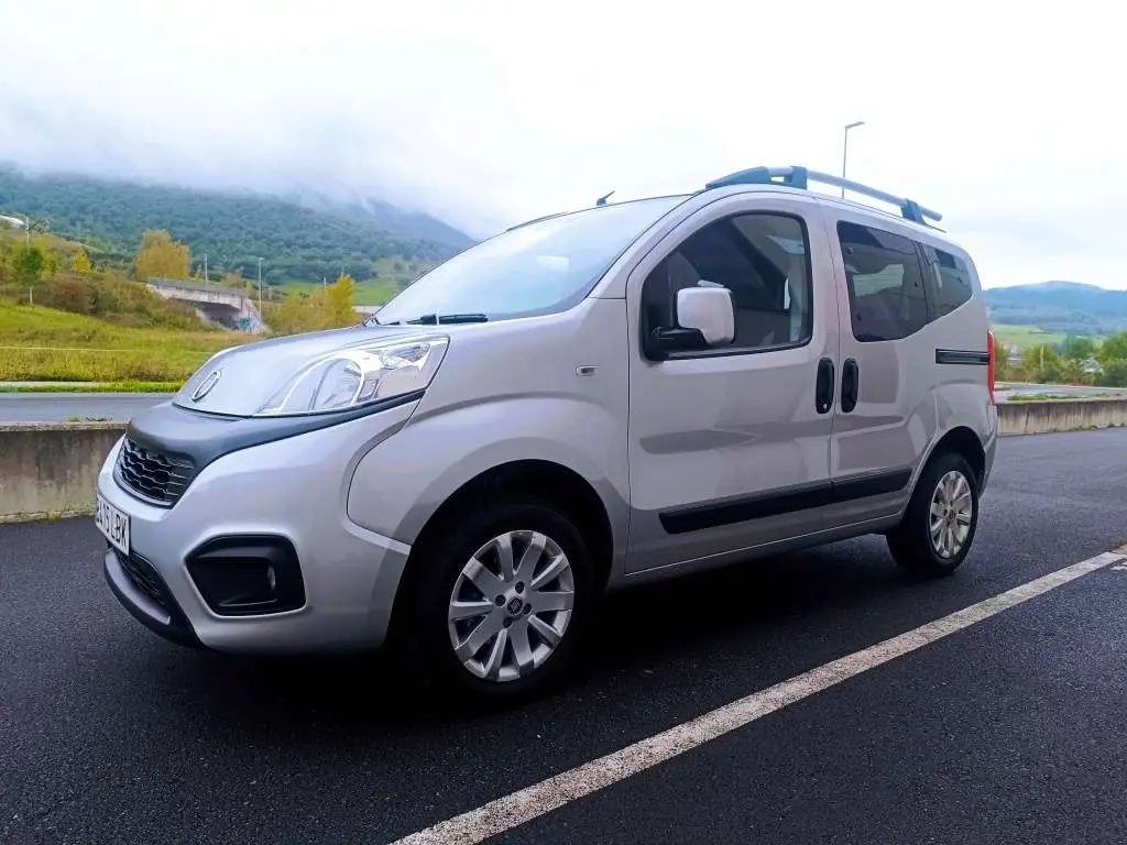 Photo 1 : Fiat Qubo 2019 Essence