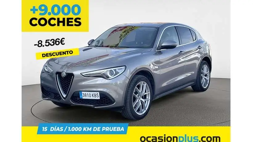 Photo 1 : Alfa Romeo Stelvio 2017 Petrol