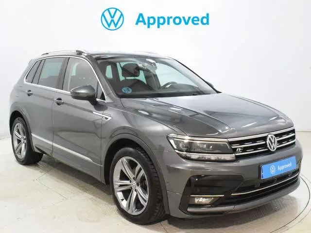 Photo 1 : Volkswagen Tiguan 2019 Petrol